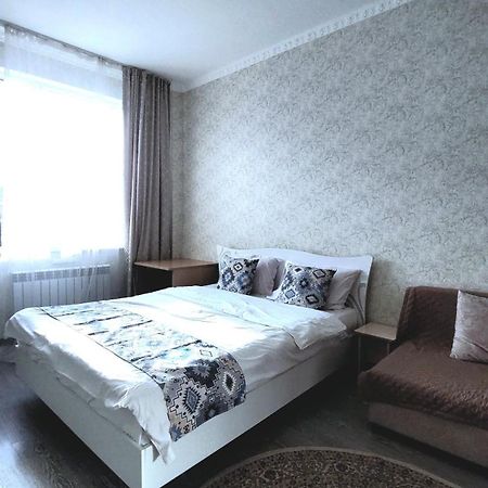 Appartamento Аэропорт 15 Минут Экспо Бульвар Akmola Esterno foto