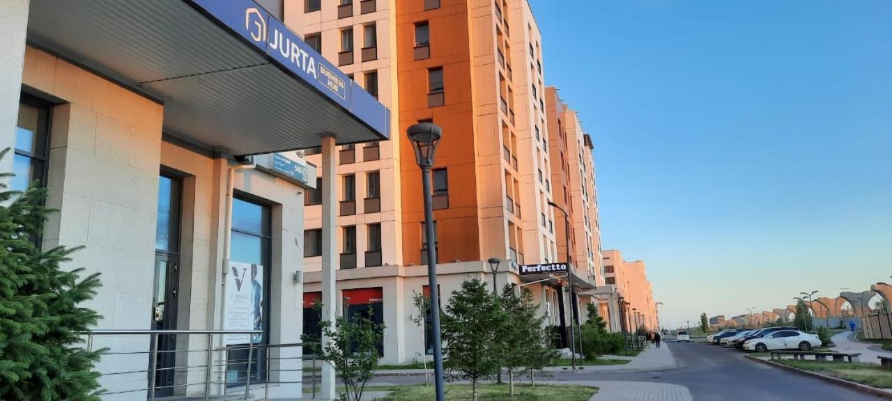 Appartamento Аэропорт 15 Минут Экспо Бульвар Akmola Esterno foto